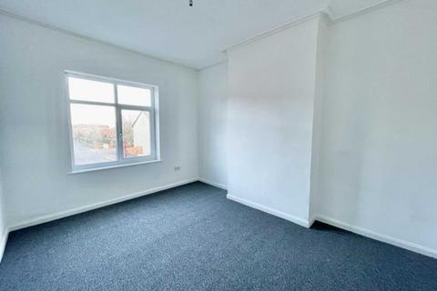 2 bedroom flat to rent, Carley Road, Sunderland SR5