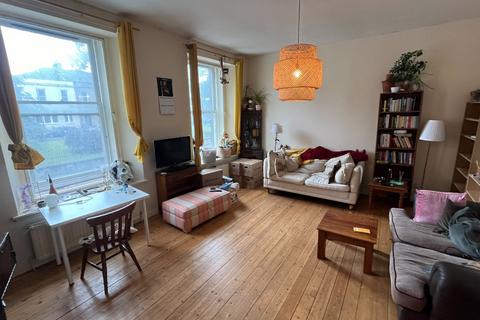 3 bedroom flat to rent, Duke Street, Dennistoun, Glasgow, G31