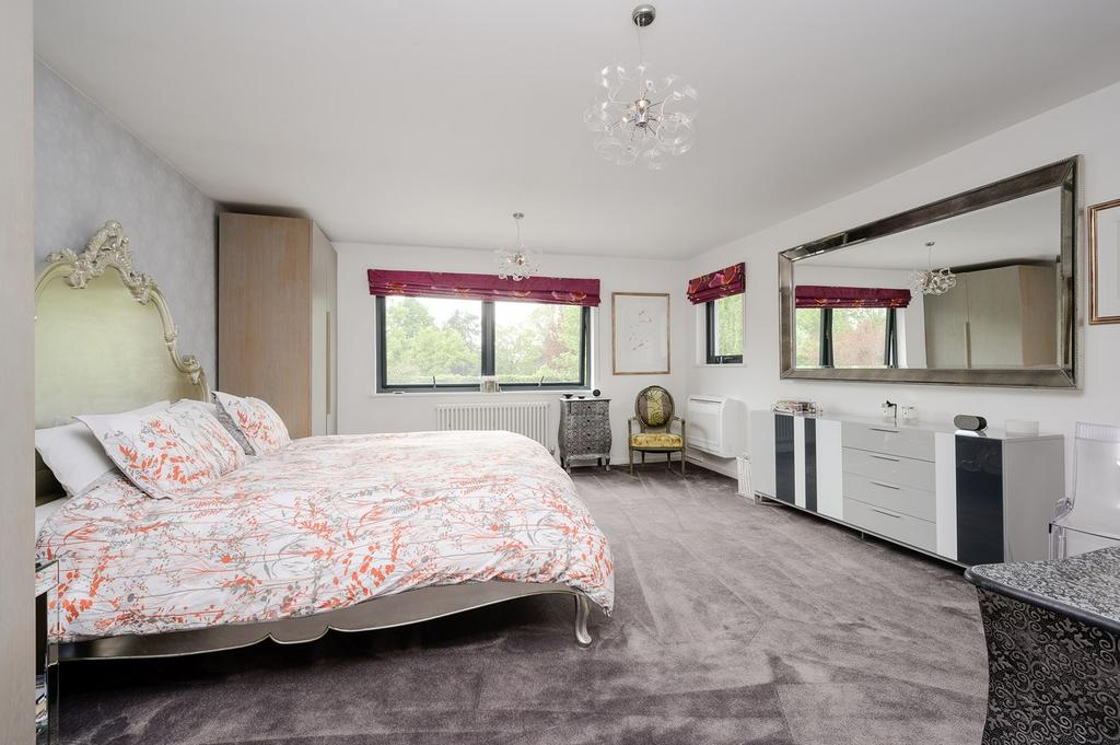 Principal Suite