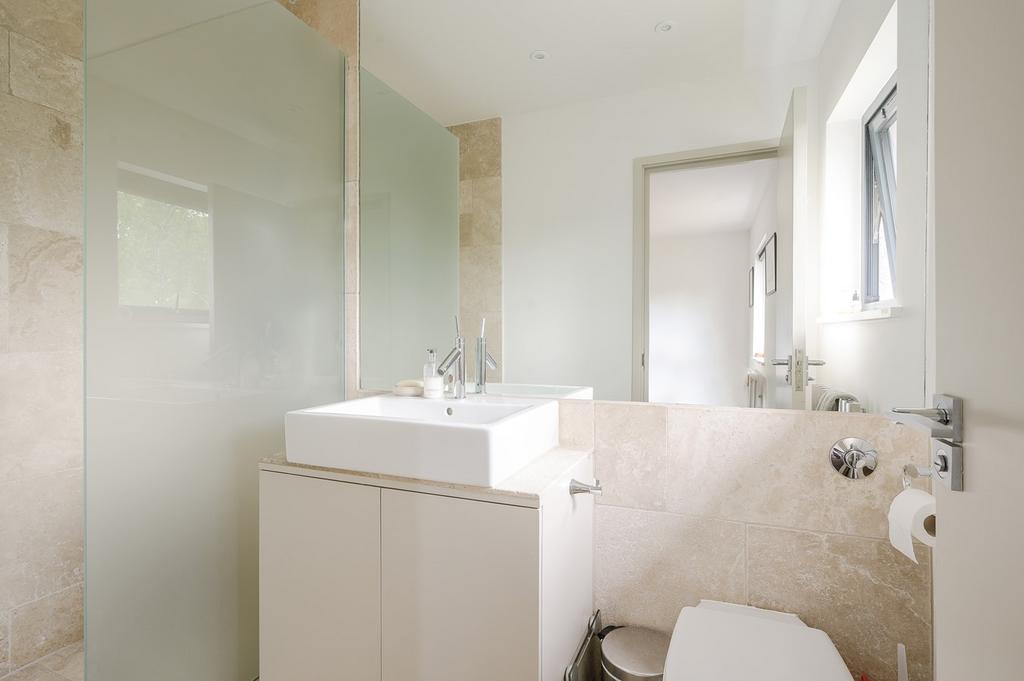 Ensuite 2