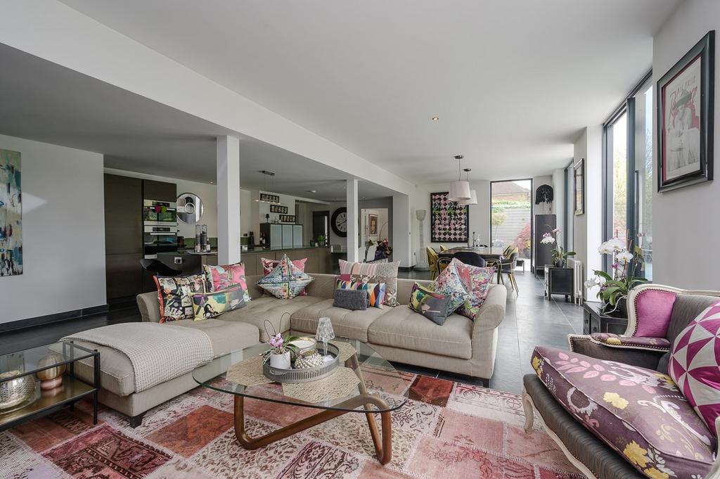 Open Plan At Its Bes