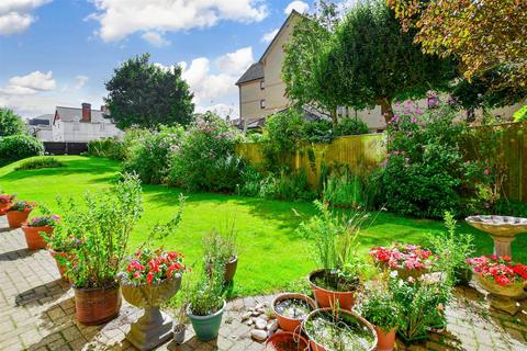 1 bedroom flat for sale, Castle Hill Avenue, Folkestone, Kent