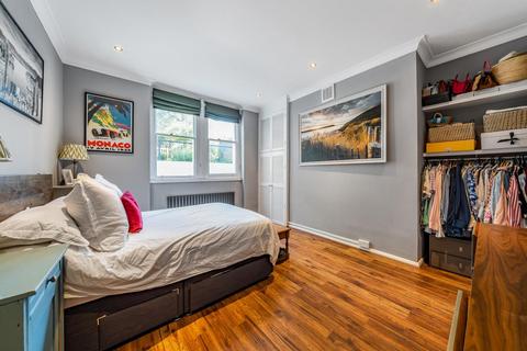 103a Knatchbull Road, London, SE5 9QU