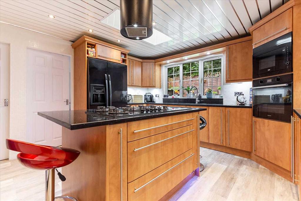 Breakfasting Kitchen
