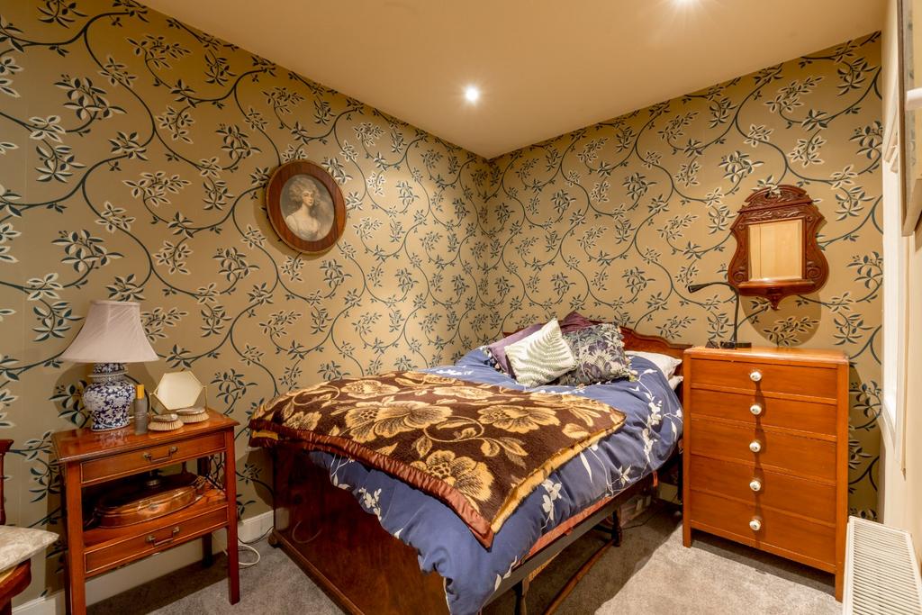 Picture No. 06