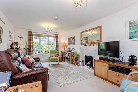 6 Priory Place, Auchterarder, PH3 1FS