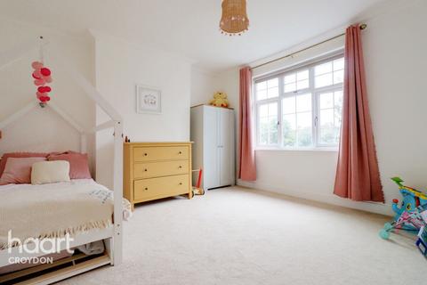 4 bedroom end of terrace house for sale, Waddon Park Avenue, Croydon