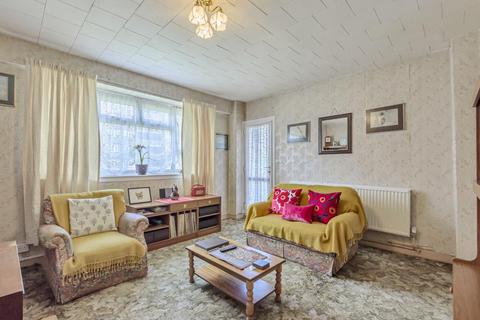 3 bedroom flat for sale, Penrose Street, Walworth