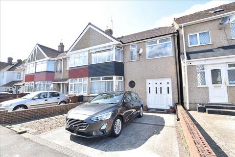 4 bedroom end of terrace house for sale, Southcote Avenue , Feltham, TW13