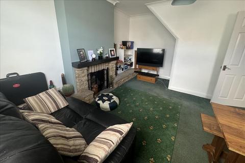 4 bedroom end of terrace house for sale, Southcote Avenue , Feltham, TW13