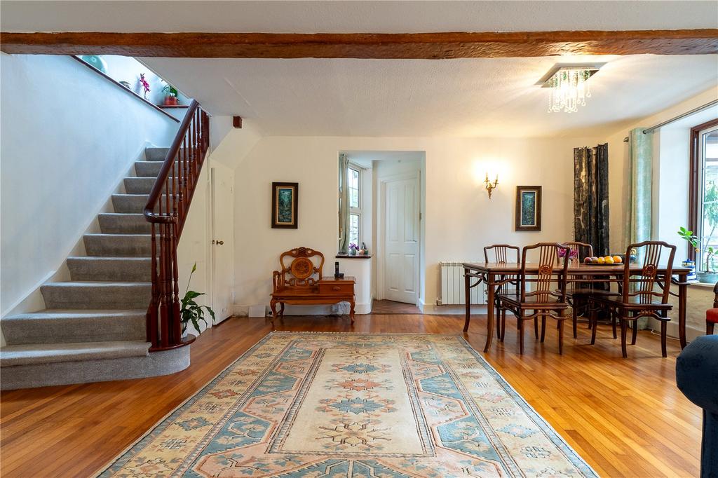 Dining Room/Stairs