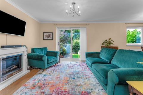 14 Bleachfield, Edinburgh, EH6 5TE