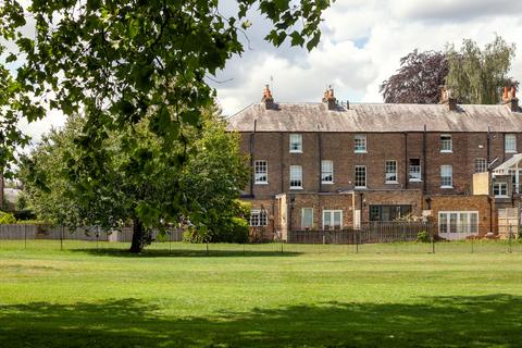 79 Kings Road, Windsor, SL4 2AD