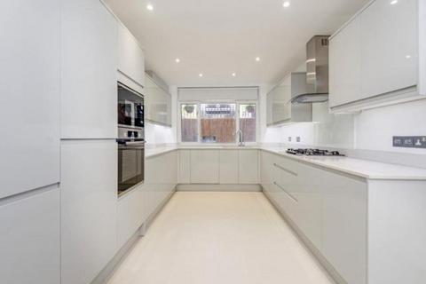 4 bedroom terraced house to rent, Harley Road Primrose Hill NW3