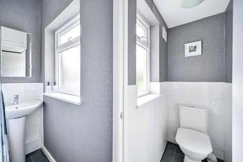 29 Park Avenue, Mitcham, CR4 2EQ