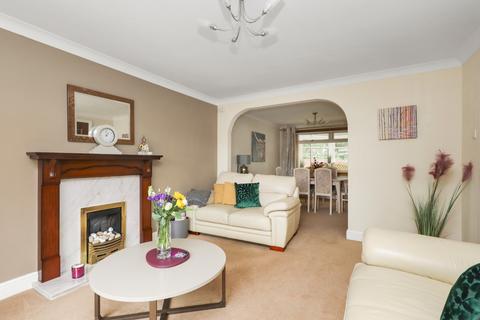 19 Balfour Terrace, Penicuik, EH26 0LY