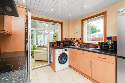 19 Balfour Terrace, Penicuik, EH26 0LY