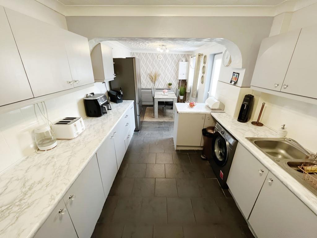 Dryden Road, Hartlepool, Durham, TS25 4HZ 3 bed terraced house for sale