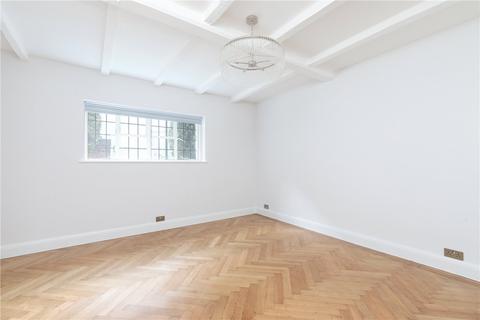 3 bedroom terraced house to rent, Thurloe Close, South Kensington, SW7