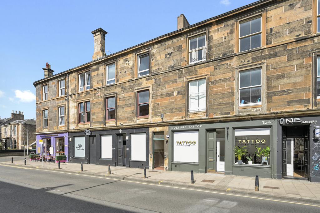 156/3 Ferry Road, Edinburgh, EH6 4NX 3 bed flat £260,000