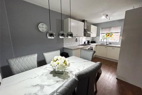 40 Broomes Park, Chadderton, Oldham, OL9 9GH