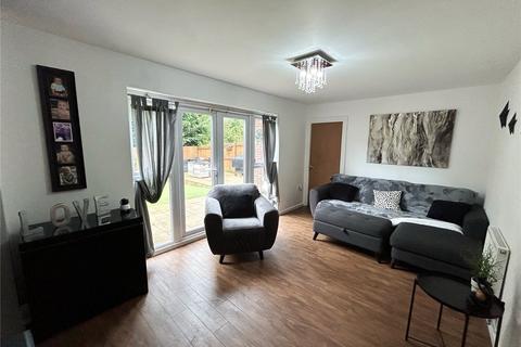 40 Broomes Park, Chadderton, Oldham, OL9 9GH