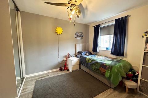 40 Broomes Park, Chadderton, Oldham, OL9 9GH