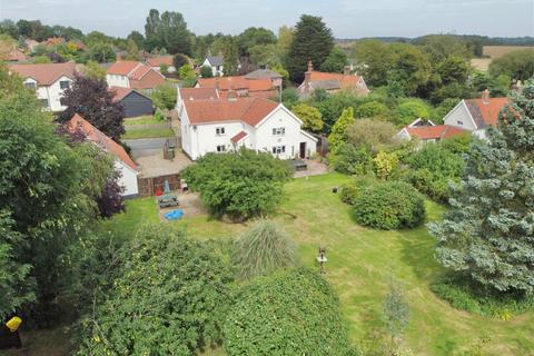 5 bedroom detached house for sale, The Street, South Lopham