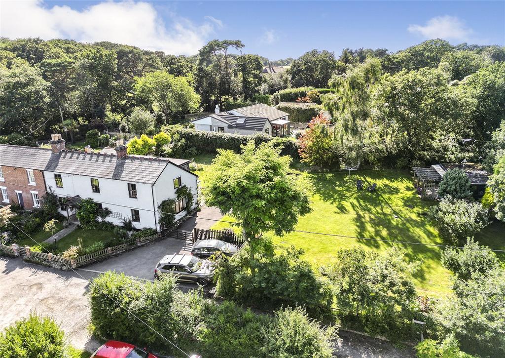 Mount Pleasant Lane, Lymington, Hampshire, SO41 4 bed semidetached