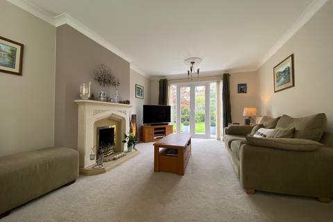 4 bedroom detached house for sale, Clonners Field, Stapeley, Nantwich