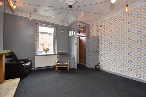 3 bedroom terraced house for sale - Queen Street, Shaw, Oldham, Greater Manchester, OL2