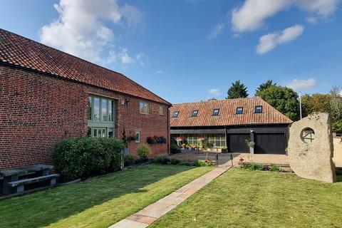 5 bedroom barn conversion for sale - High Street, Abbotsley PE19