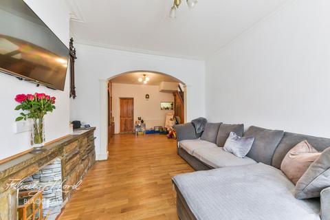 2 bedroom terraced house for sale, Troughton Road, London