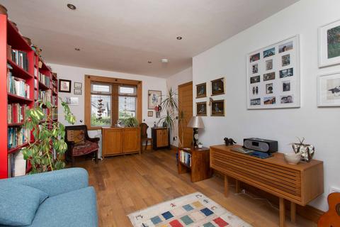 45 Finlay Terrace, Pitlochry, PH16 5EU