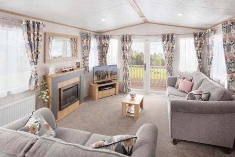 3 bedroom holiday park home for sale, Broadway Lane, South Cerney, Cirencester, Gloucestershire GL7