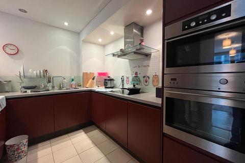 2 bedroom flat to rent, Leftbank, Manchester, M3 3AG