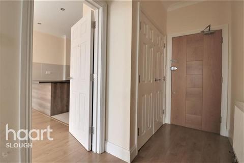 1 bedroom flat to rent, Sapphire Court, Slough