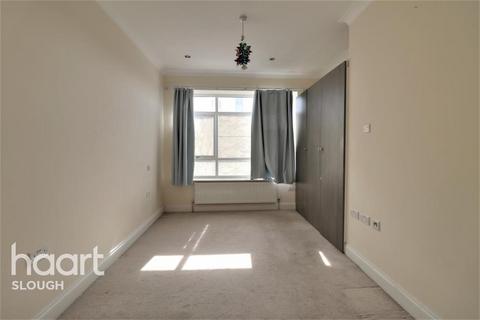 1 bedroom flat to rent, Sapphire Court, Slough