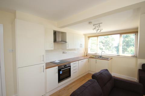 2 bedroom flat to rent, Old Park Road, Leeds, West Yorkshire, LS8