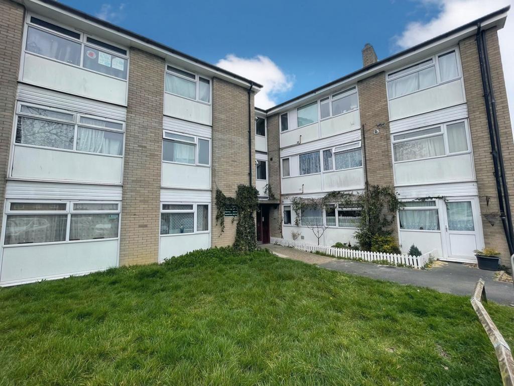 Arlington Ashford TN23 2 bed flat - £950 pcm (£219 pw)