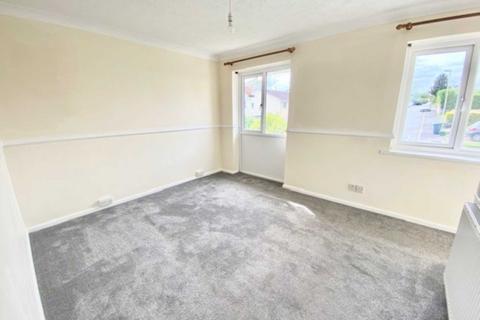 70 Oaklands Park, Buckfastleigh, TQ11 0BP