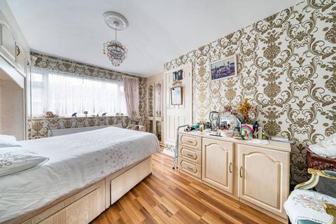 3 bedroom detached house for sale - Natal Road, Streatham Common, London, SW16