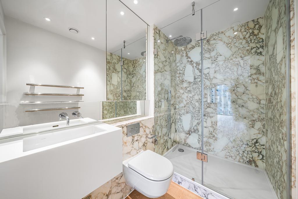 En suite.jpg