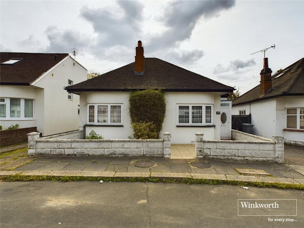 Kingsbury, London NW9 2 bed bungalow for sale £650,000
