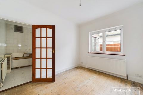 2 bedroom bungalow for sale, Glenwood Avenue, London NW9