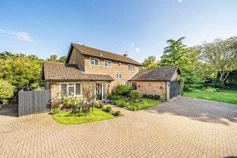 6 bedroom detached house for sale - Colliers Shaw, Keston