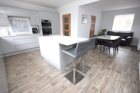 26 Barn Road, Broadstone, BH18 8NJ