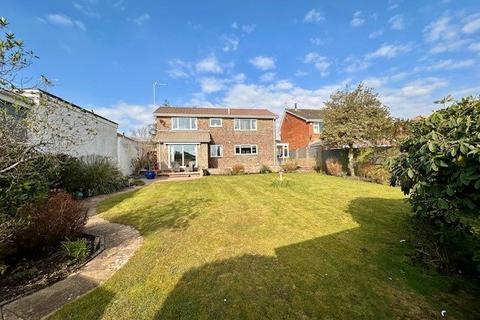 26 Barn Road, Broadstone, BH18 8NJ