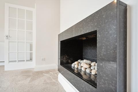 2 Craggan Drive, Glasgow, G14 0EW