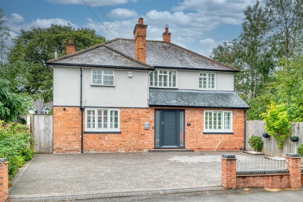 Birchfield Road, Headless Cross, Redditch B97 4LX 4 bed detached house
